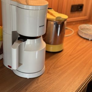 Gästewagen Tessin Kaffeemaschine und Wasserkocher